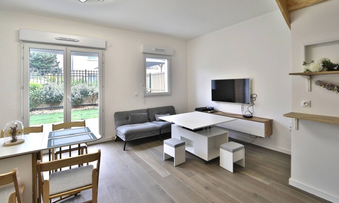 Sartrouville House | La Maison d'Iris - Proche Golf et RER A