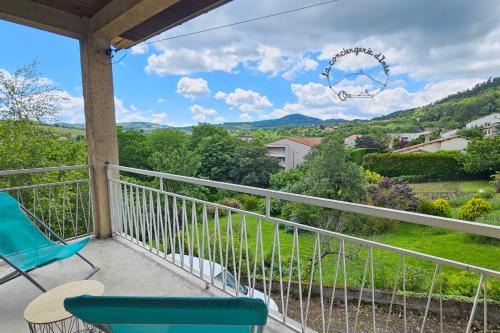 Ceyrat Apartment | La Maison des Noyers #Parking#Calme#Terrasse