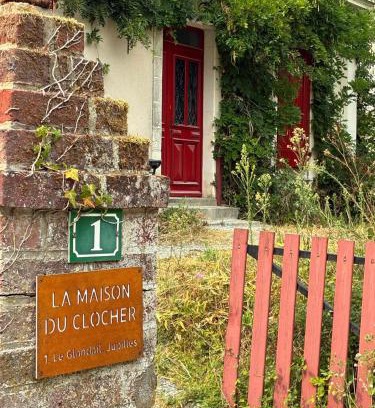 Jupilles House | La Maison du Clocher