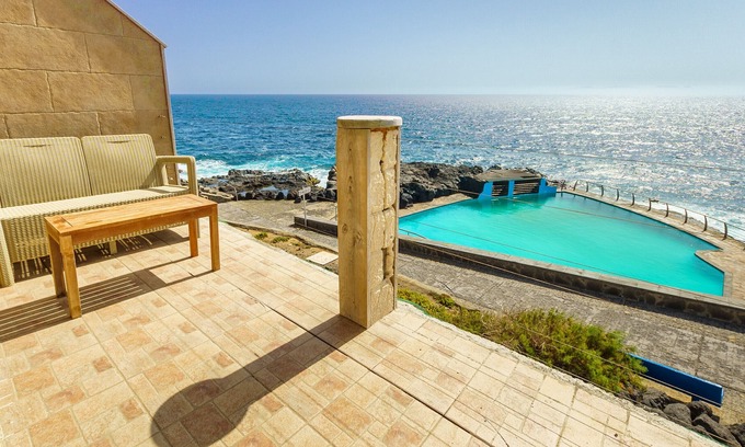 Punta Prieta House | La Meta 6BR Sea Views BBQ Terrace - Natural Pool