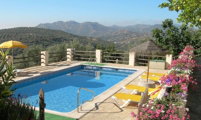 Riogordo Villa | La Molina del Olivar - Peaceful Location