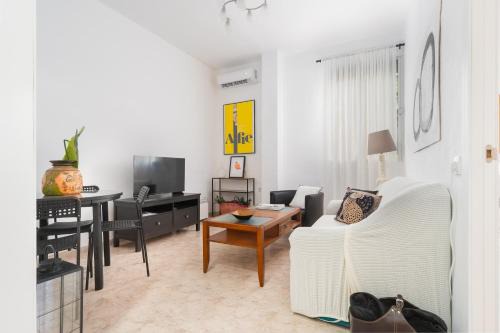 La Palmera-Reina Mercedes Apartment | La Naranja de Reina Mercedes