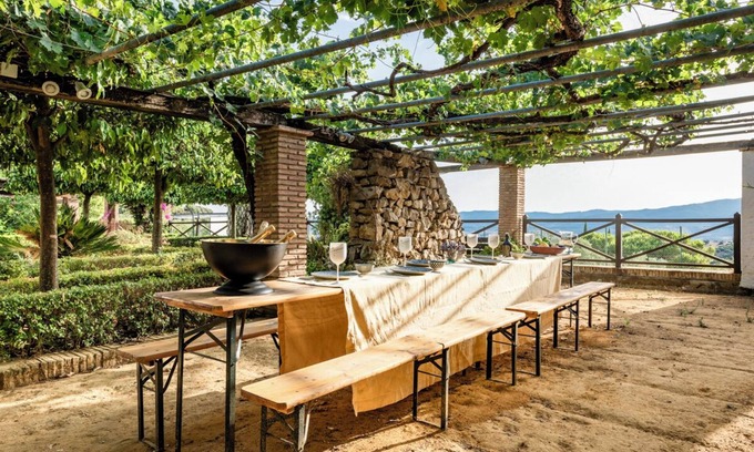 Gaucin Villa | La Neblina - Five Bedroom Villa, Sleeps 12