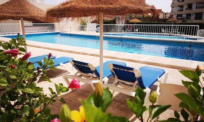 Torremolinos City Centre Apartment | LA NOGALERA 2 Dormitorios - Wifi - Piscinas - Terraza con vistas al Mar