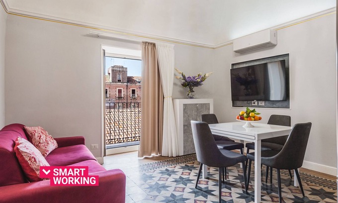 Old Town Apartment | La Perla del Duomo Apartment by Wonderful Italy