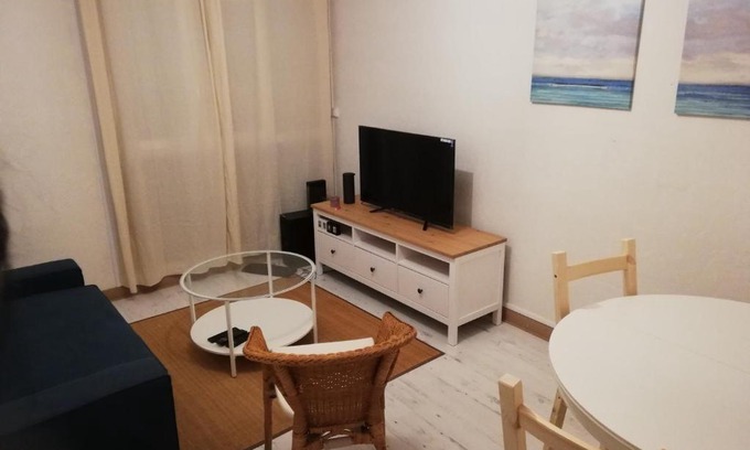 Montjuzet Apartment | La petite barante