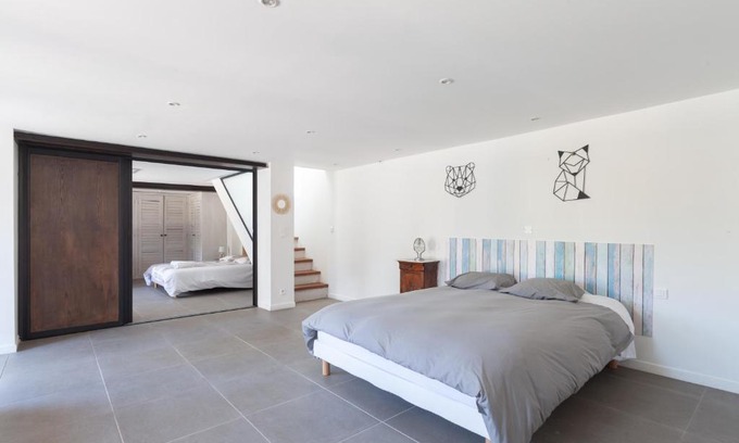 Cassis House | La Petite Lézardière
