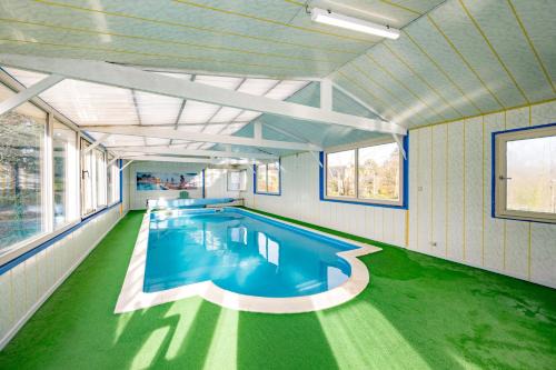 Erquy House | La Picardière - Piscine intérieure à Erquy