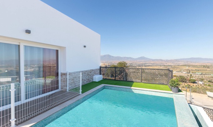 Coin Villa | La Piedra De Coin - Three Bedroom Villa, Sleeps 6
