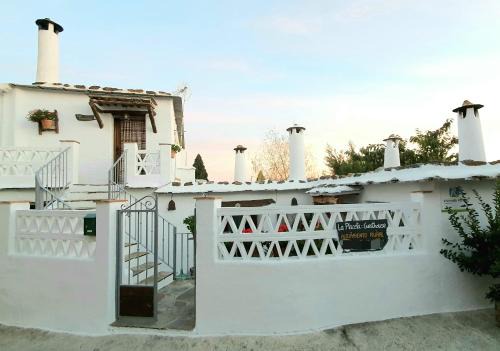 Portugos House | La Placeta Guesthouse