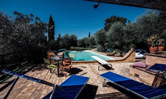 Cortona Villa | La Poventa beautiful villa with private pool and large garden