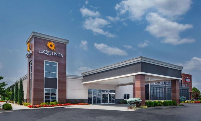 Joplin Hotel | La Quinta by Wyndham Joplin