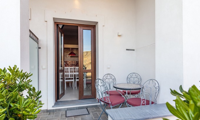 Tarifa Apartment | La Residencia Tarifa