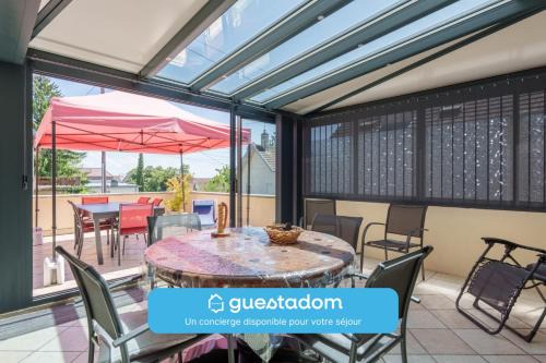 Dole House | La Roseraie - Terrasse - Véranda
