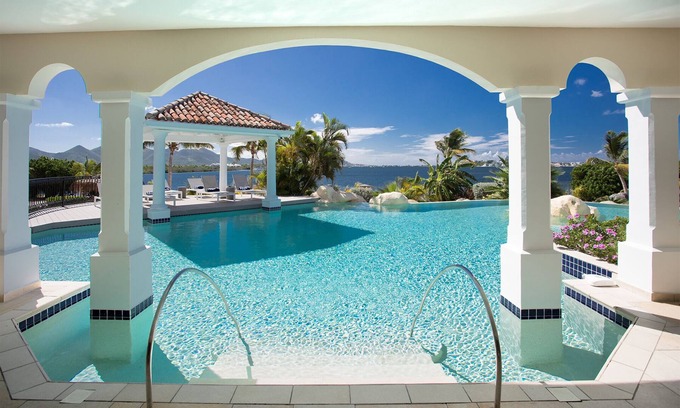 Les Terres Basses Villa | La Salamandre in Terres Basses by Personal Villas - Free-Form Swimming Pool