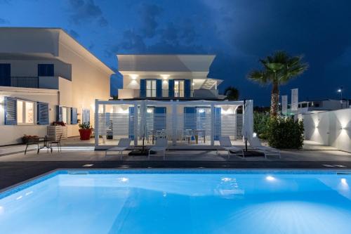 Realmonte Apartment | La Scala Suite