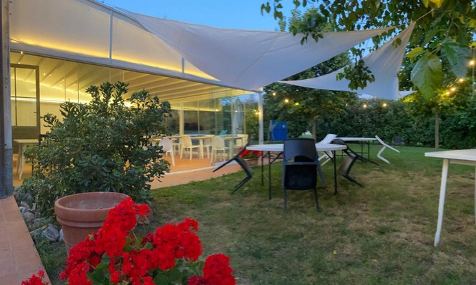 Sarzana Hotel | La Scuderia