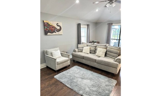 Northeast Houston House | La Silver Casita #1