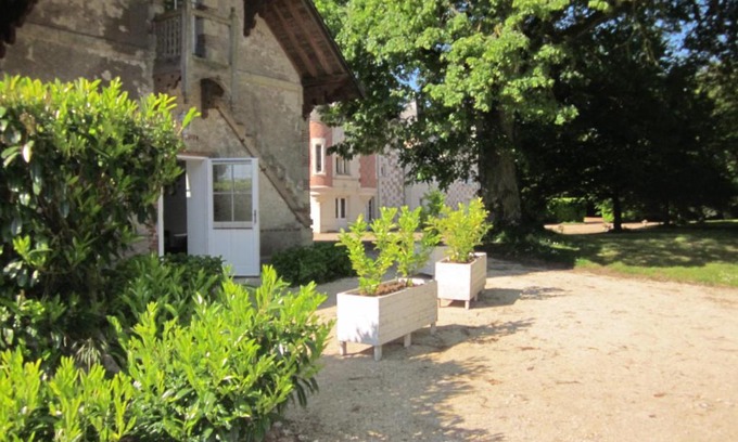 Nazelles-Negron House | La Vallière en Vue - gîte climatisé