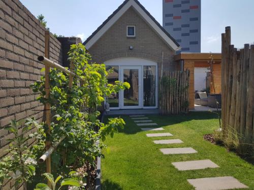 Vlissingen Ski Chalet | La vie Est Belle Vlissingen
