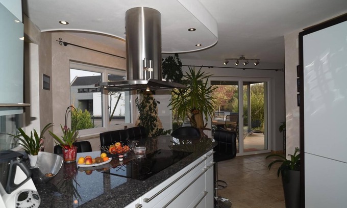 Village-Neuf House | La Villa Esterel