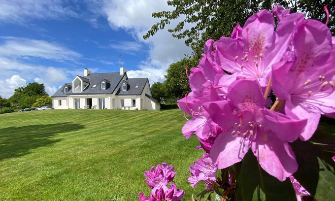 La Foret-Fouesnant House | "LA VILLA GOLF ET MER VUE MER 6 pers La Forêt-Fouesnant