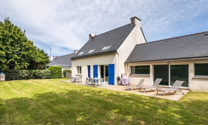 Saint-Cast-le-Guildo House | La VILLA PEN GUEN - à 500 mètres de la plage - 14 personnes - 6 chambres