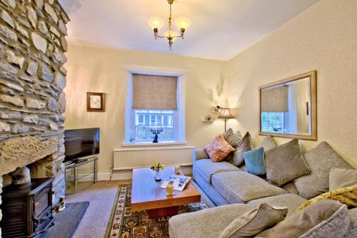 Ingleton House | Labernum Cottage, Ingleton, Yorkshire Dales National Park, Famous Three Peaks, Near The Lake District, Pets Are Welcome