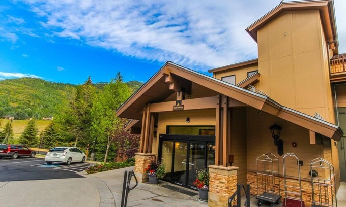 Highland Meadows Condo | Labor Day weekend and entire week for 6 guests at Vail's BEST condo