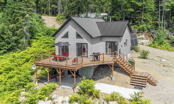 Saint-Raymond Ski Chalet | Lac-Mercher-2 - Enchanting chalet with terrace and lake