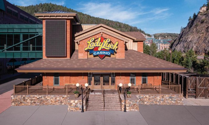 Black Hawk Hotel | Lady Luck Casino Black Hawk