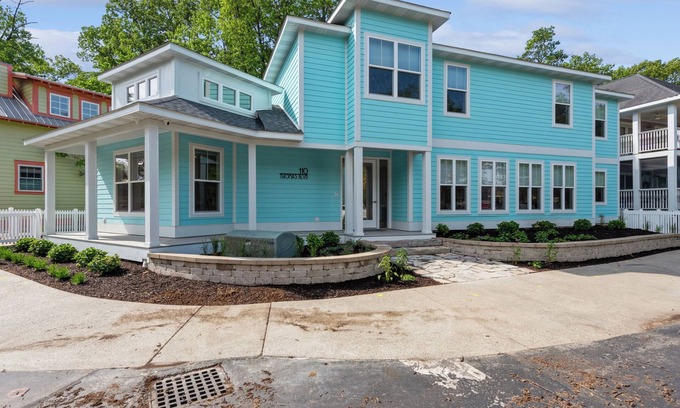 Michigan City House | Lady Of The Lake at Beachwalk Resort nStunning New Construction