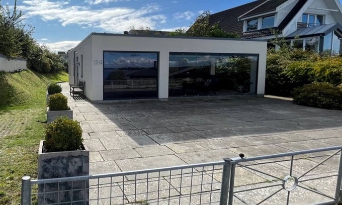 Middelfart House | "Laila" - 50m from the sea by Interhome