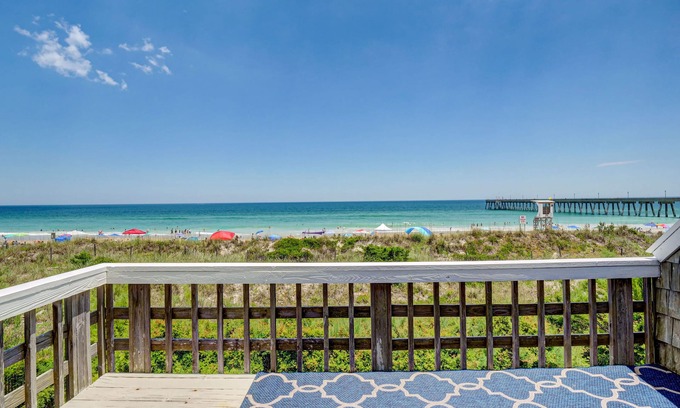 Wrightsville Beach House | Laing - Large Oceanfront beach house with 2 kitchens and living rooms
