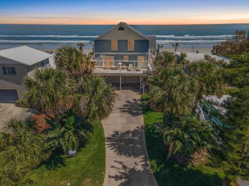 New Smyrna Beach House | LaKaSa House on Hill Street
