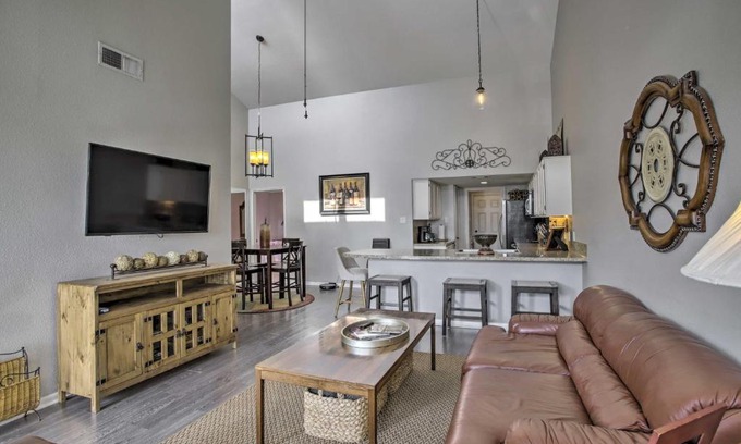 April Sound House | Lake Conroe Retreat Near Boardwalk and Dining!
