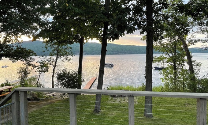 Willsboro House | Lake front year round home on beautiful Willsboro Bay, Lake Champlain