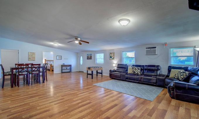 Miller Grove House | Lake Hills