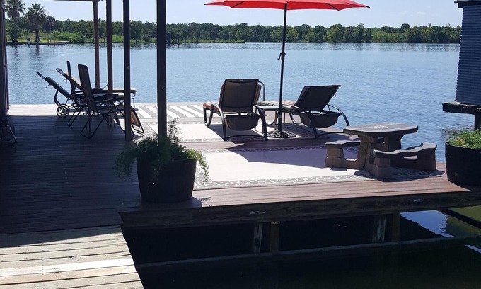 Granite Shoals House | Lake LBJ waterfront house in a large quiet cove - SUP boards, kayak, great view!