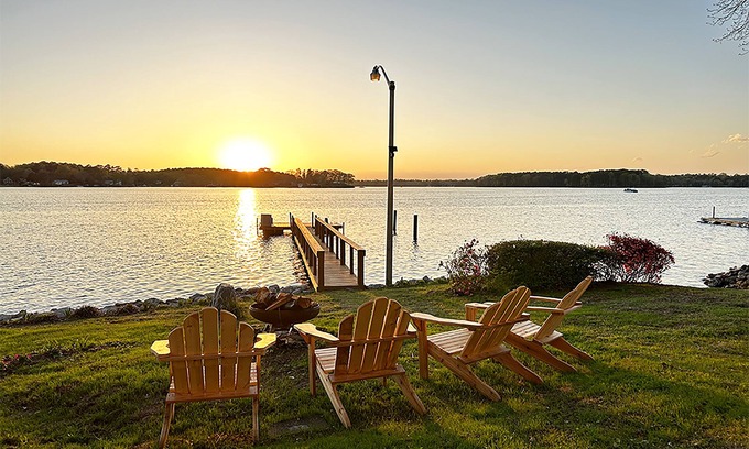 Newberry Shores House | Lake Murray's Sunset Serenade