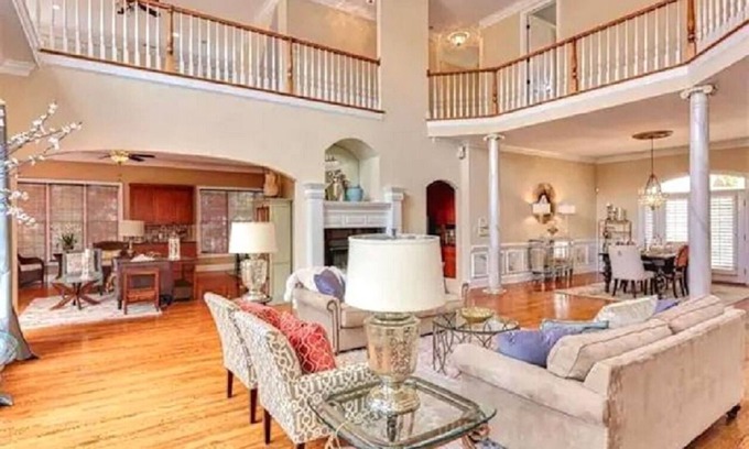 Mayhew House | Lake Norman Waterfront Mansion - 7BR, Pool, Hot Tub, Game Room and Private Dock