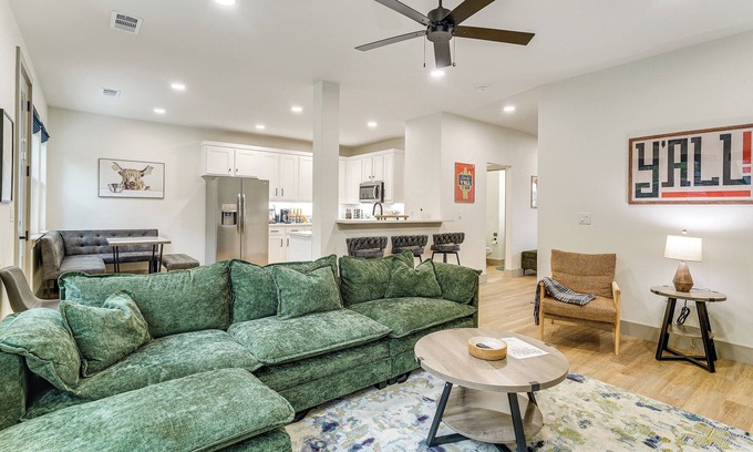 Lone Star House | Lake-View Retreat w/Games & Yard in Daingerfield