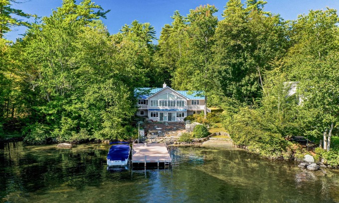 Moultonborough House | Lake Winnipesaukee Waterfront Vacation Rental in Moultonborough