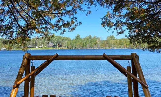 Alden Cabin | Lakefront Cabin - Northaire Resort Cabin 3