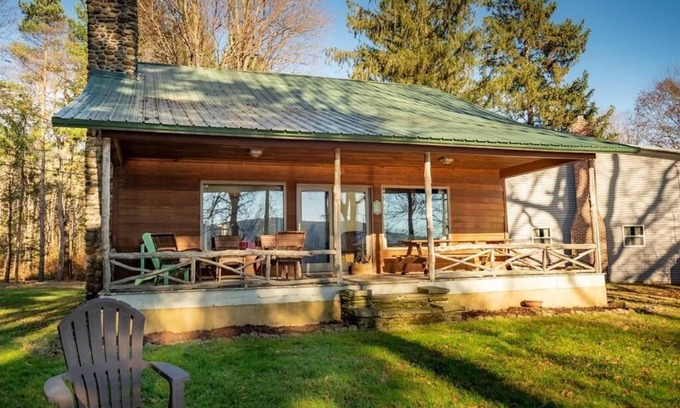 Oneonta House | Lakefront, family friendly home -Baseball campers!