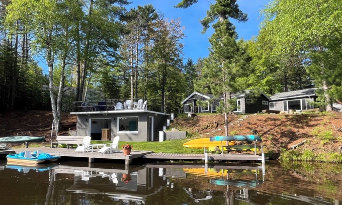 Eagle River Cabin | Lakefront Family Vacation Cabin on 28 lake chain, includes deluxe pontoon