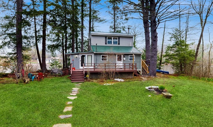 Augusta Cottage | Lakefront Home on Togus Pond with 2 Decks, Great View & Shared Canoe/Firepit