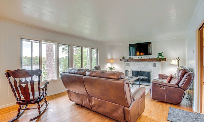 Eagle River House | Lakefront Home w/Fire Pit in Eagle River