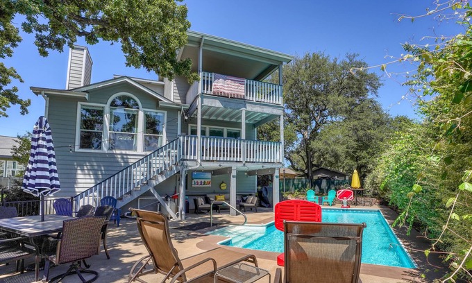Granite Shoals House | Lakefront Home w/ Pool! Free Early Check-In / Late Check-Out Fall Special!