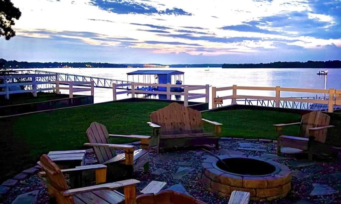 Grove House | Lakefront Luxury | 5BR with Private Dock